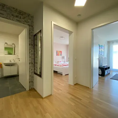 Appartement Schoenes 2 Zentral Gelegen